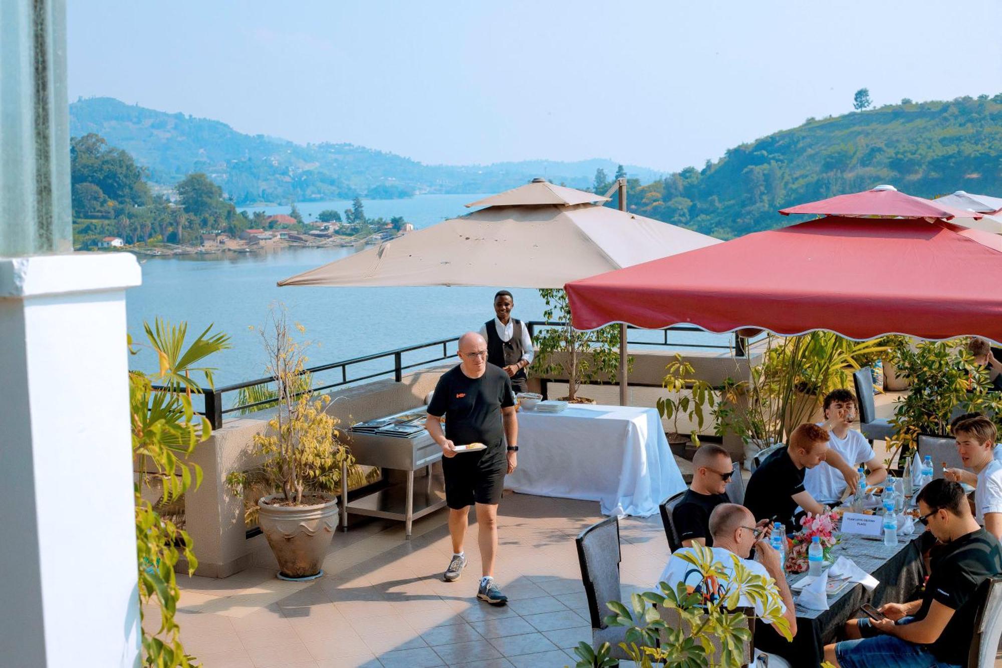 Kivu Hilltop View Resort Гисеньи Экстерьер фото