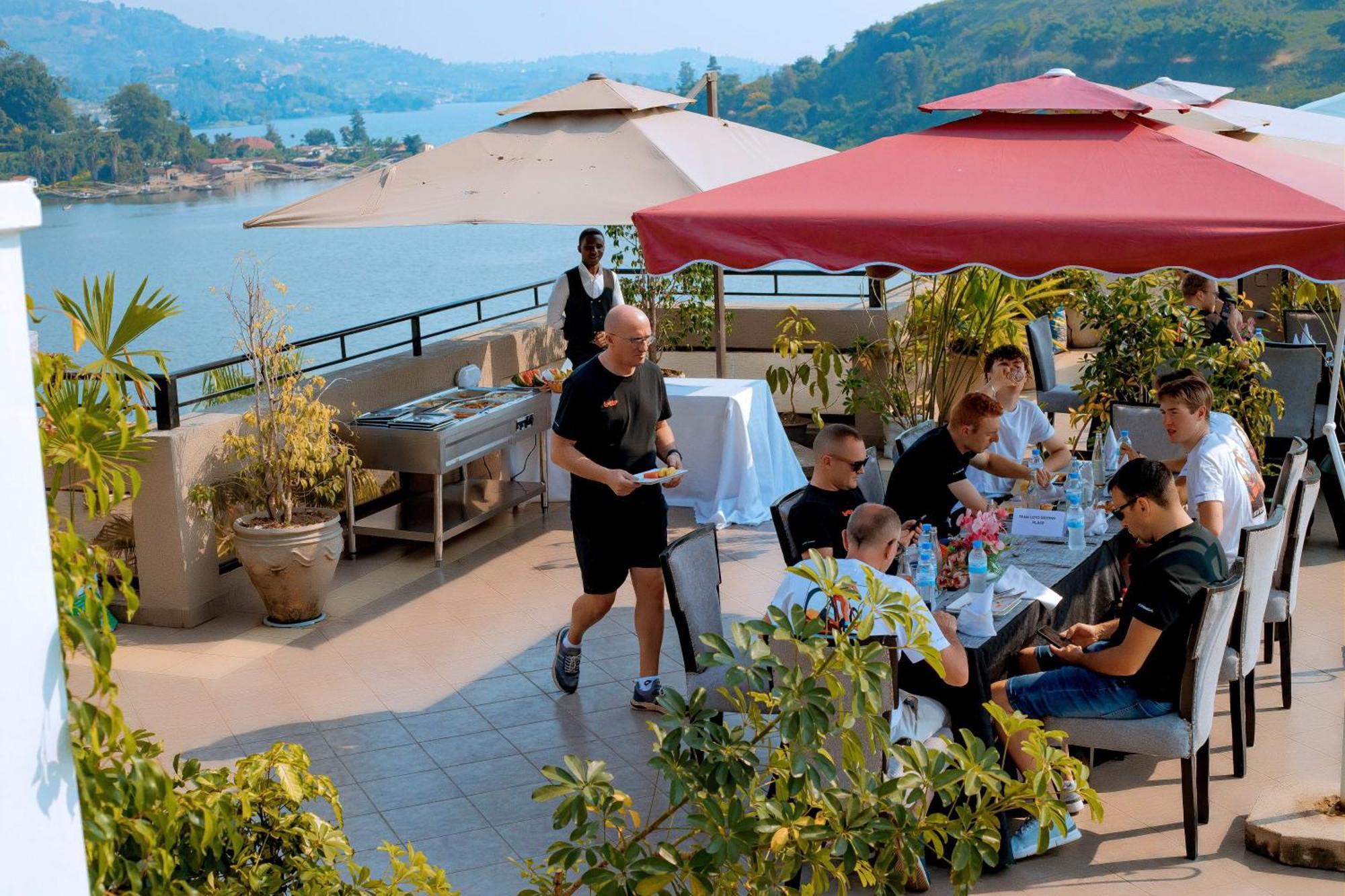 Kivu Hilltop View Resort Гисеньи Экстерьер фото