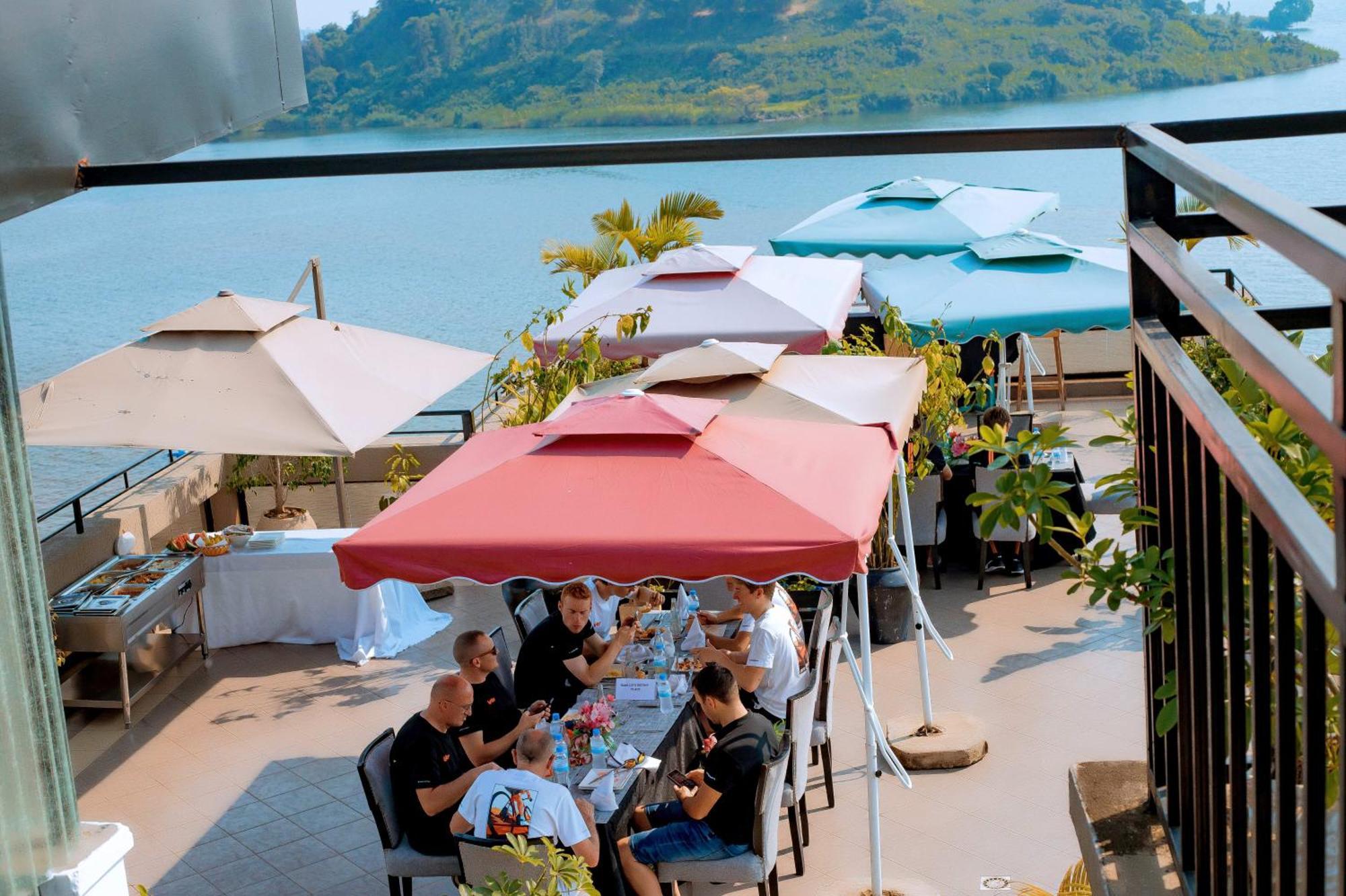 Kivu Hilltop View Resort Гисеньи Экстерьер фото