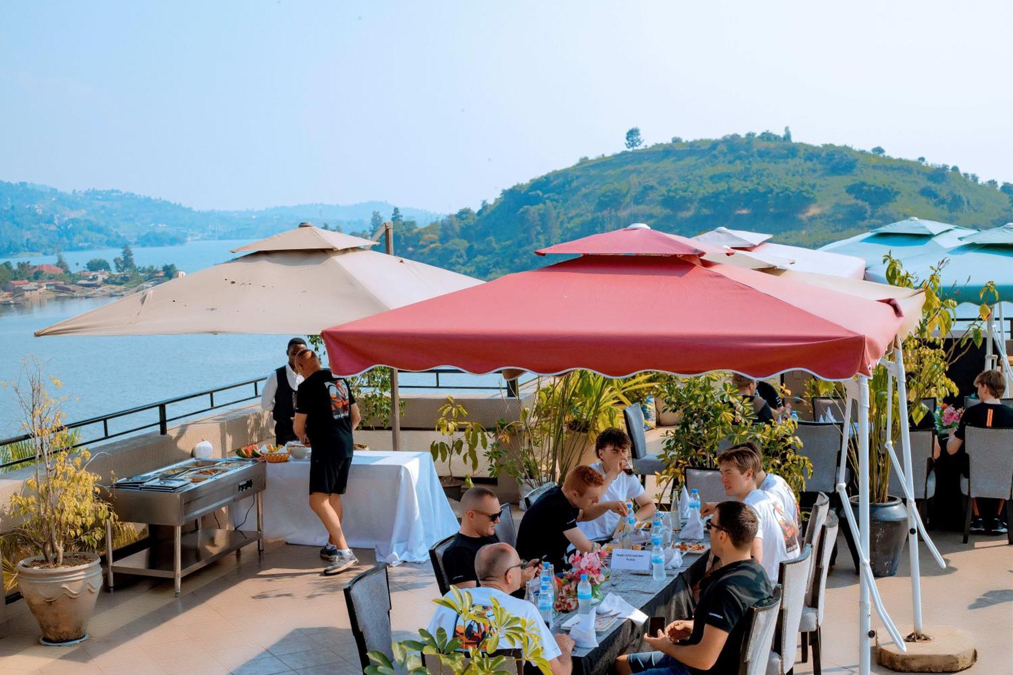 Kivu Hilltop View Resort Гисеньи Экстерьер фото